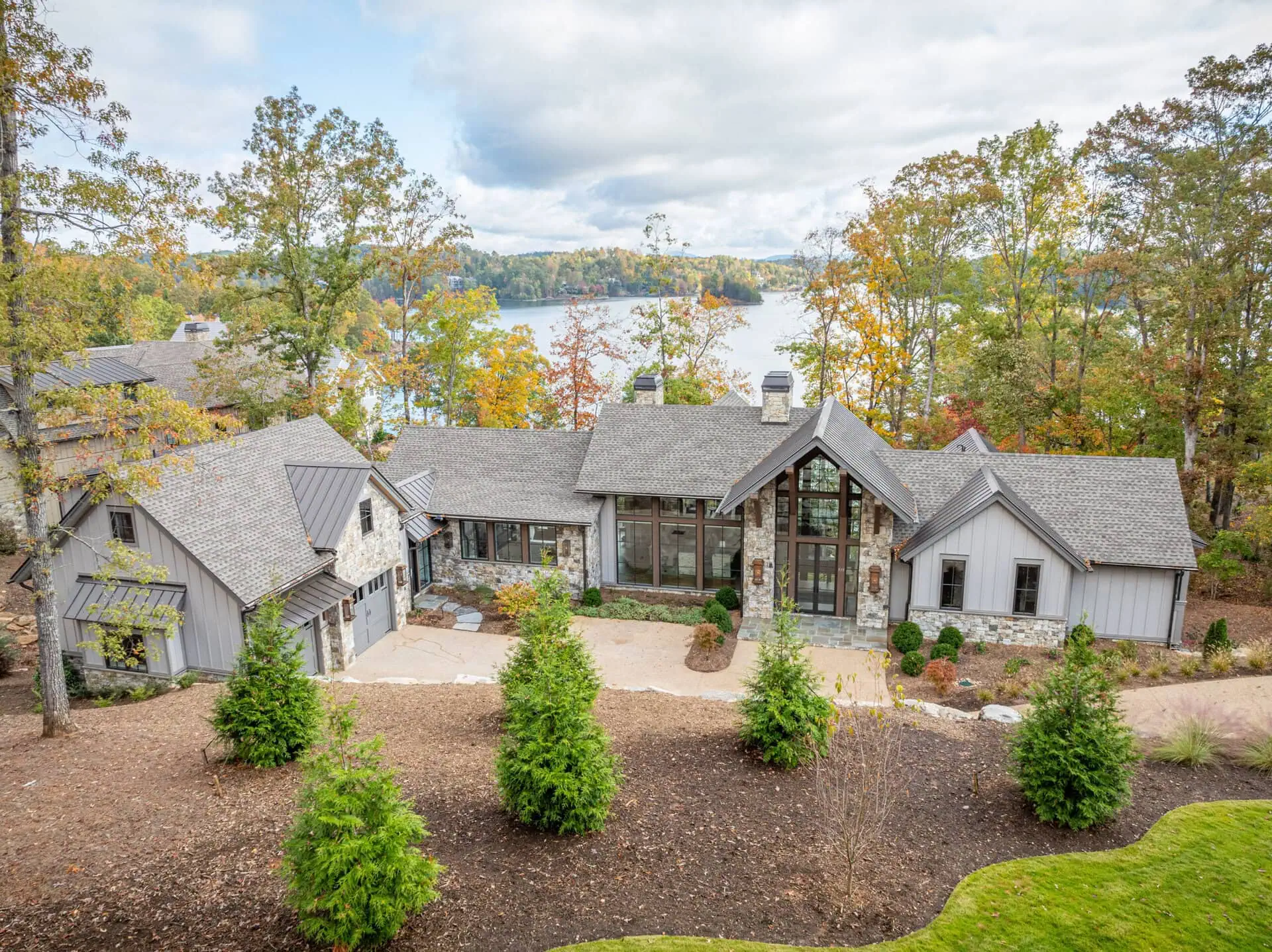 The Cliffs at Keowee Falls South V front exterior