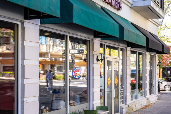 #1 Sully's Steamers Exterior