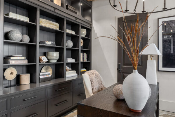 walk in closet with built in storage