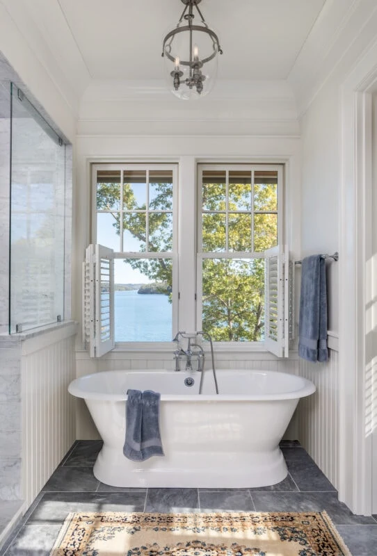 Bathroom tub and Shower