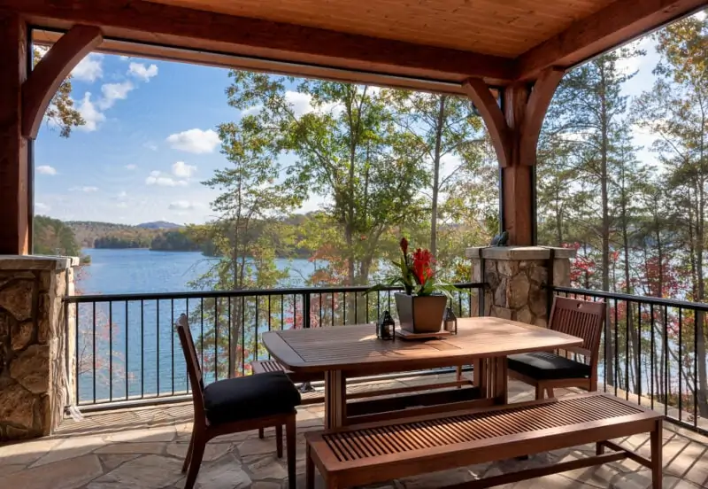 Backyard Patio with Dining table