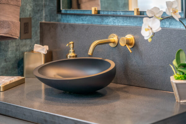 close up image of sink