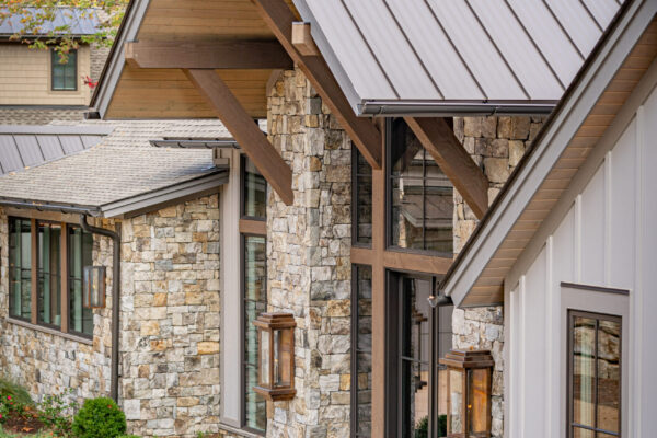 The Cliffs at Keowee Falls South V front entry image