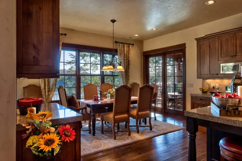 Dining Room View Rom Kitchen