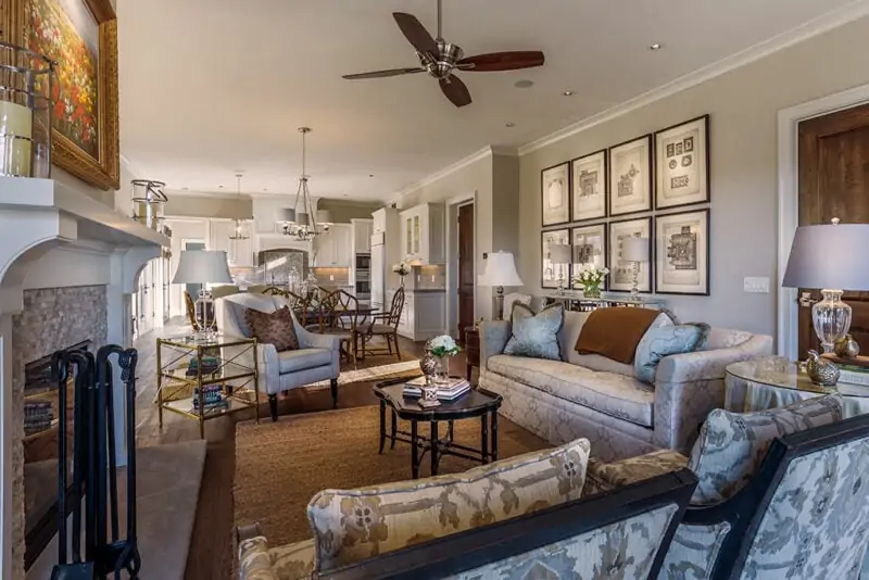 Downtown Greenville Luxury Condo - Interior 12