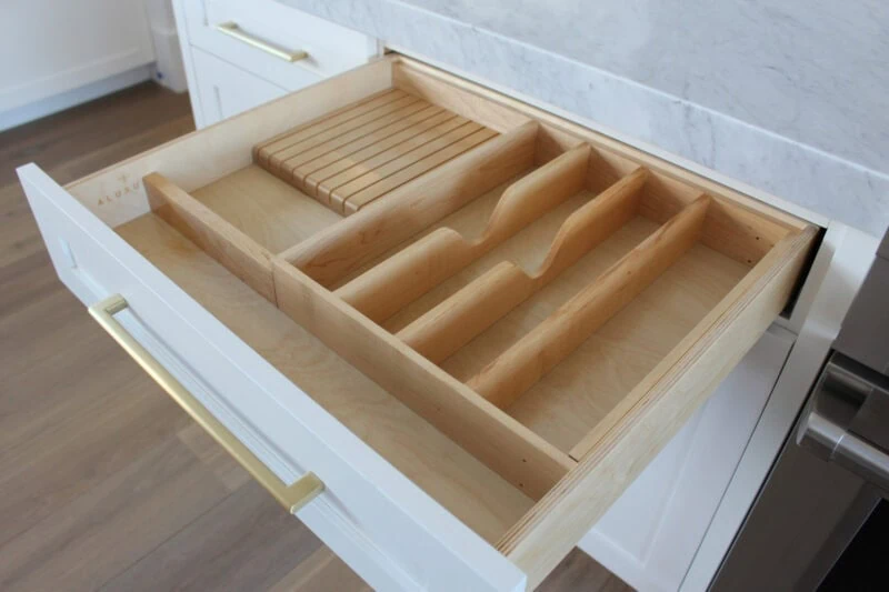 Custom organizational inserts