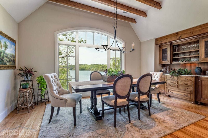 dining room lake keowee