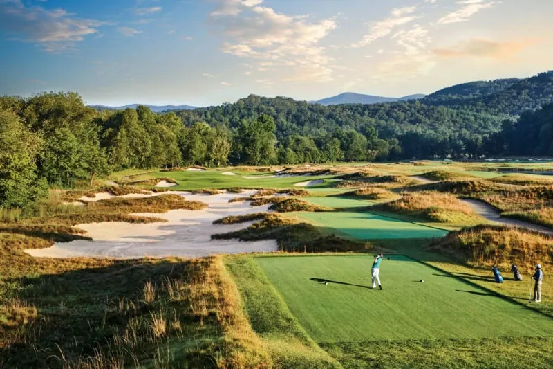 Image of man playing golf at the Cliffs at Mountain Park